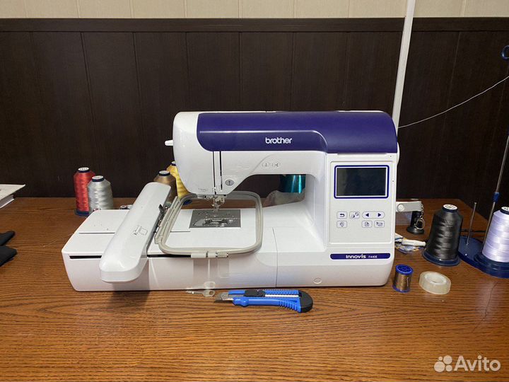 Вышивальная машина Brother Innov-is F440E