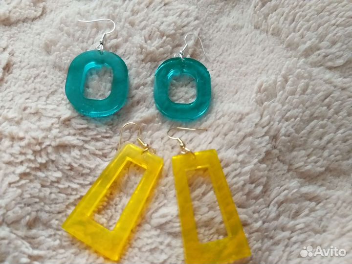 Сережки ручной работы из эпоксидной смолы