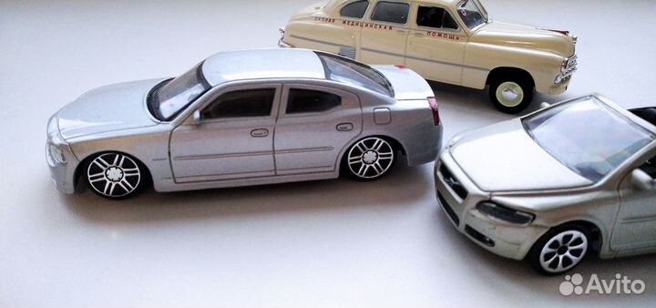 Машинки модельки