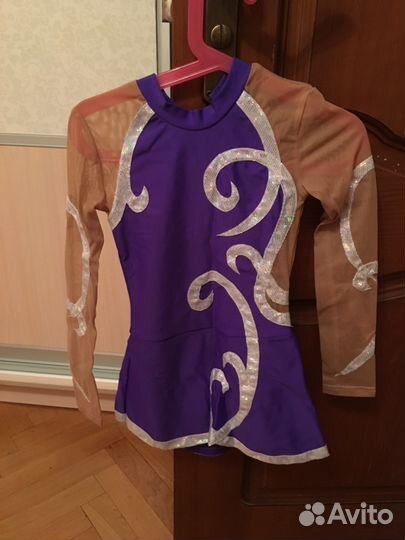 Гимнастический купальник новый на рост 124-126