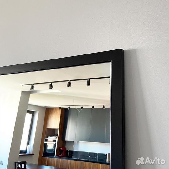 Зеркало напольное в металлической раме