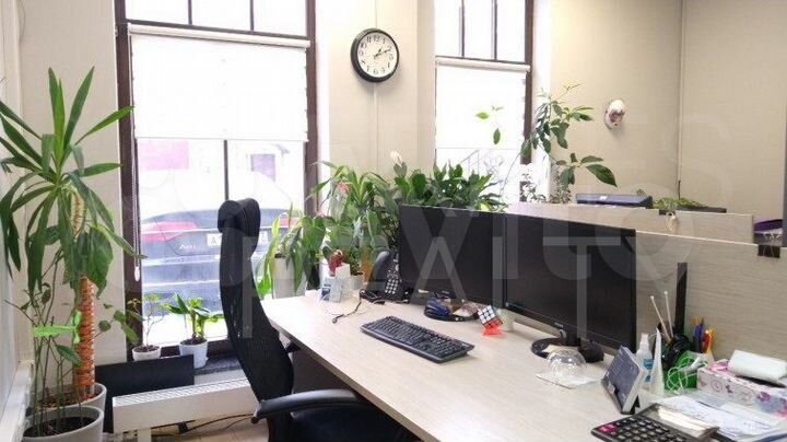 Продажа здания 1160.5 м2, метро Красные Ворота (ца