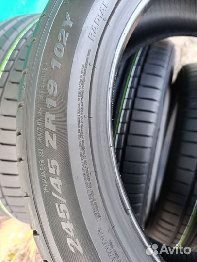 Kumho Ecsta Sport PS72 245/45 R19 102Y