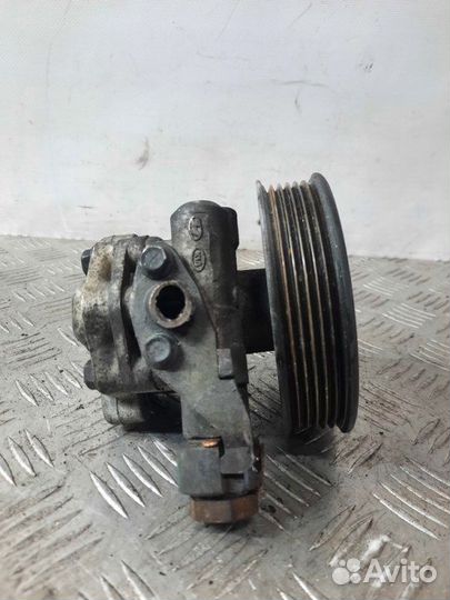 Насос гур Kia Carens минивэн 2.0 D4EA 2004