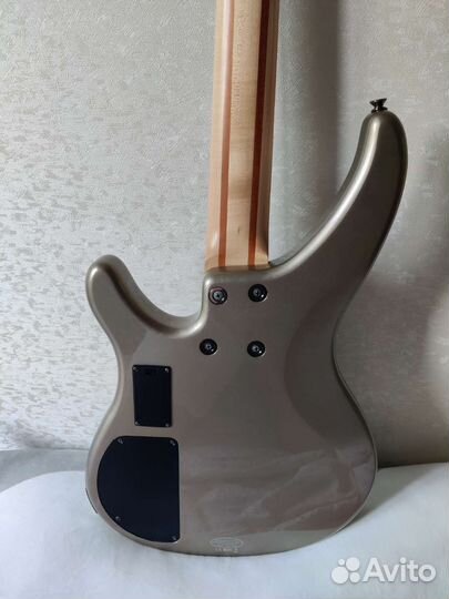 Бас-гитара Yamaha trbx304 silver + bag&music pro