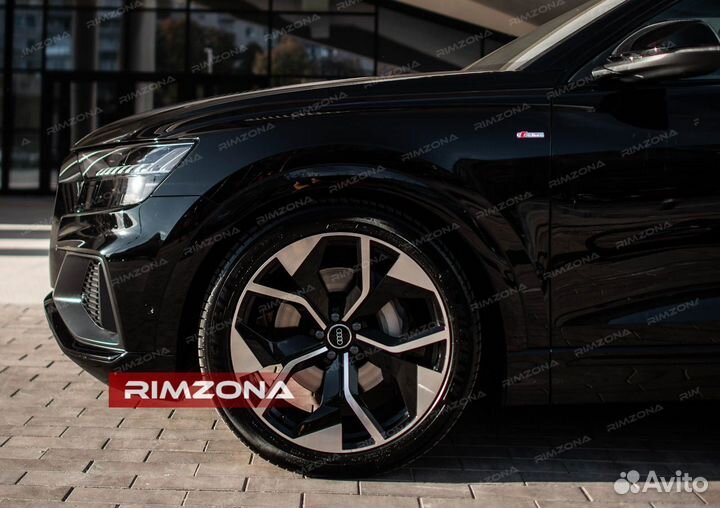Кованые диски R22 на Audi Q8