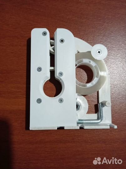 Клипсатор ручной Дип-12 для скотча шириной 12 мм