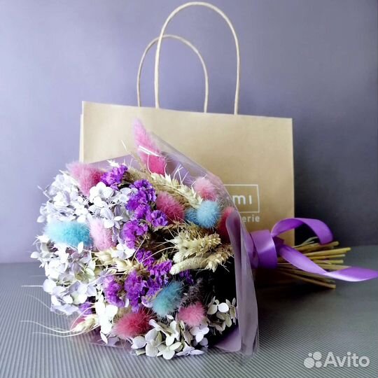 Весенний букет из сухоцветов
