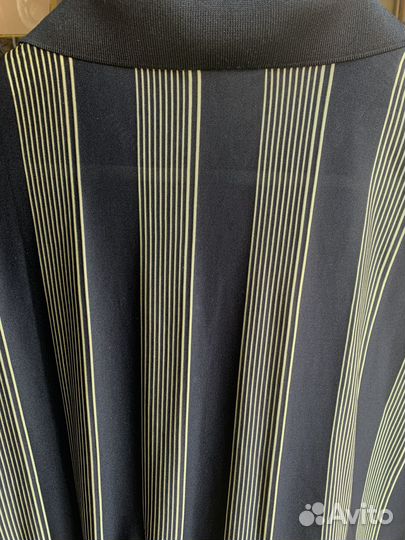 Поло мужская YvesSaintLaurent, 54 р