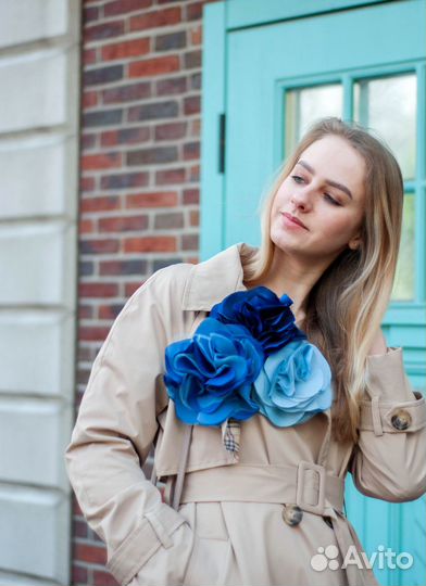 Брошь ручной работы цветок