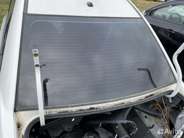 Стекло лобовое заднее Chevrolet Cruze седан