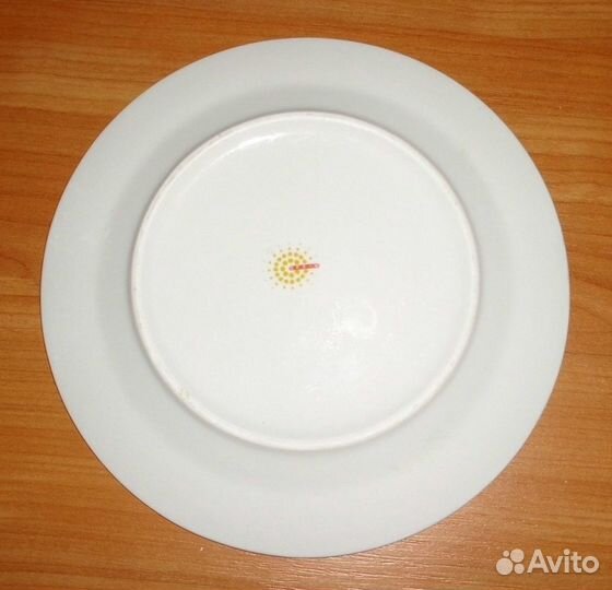 Тарелка мелкая диаметр 19 см фарфор Oceля