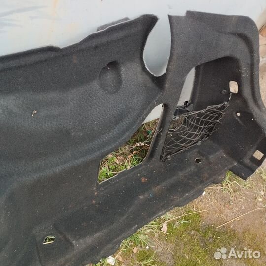 Обшивка багажника правая Mercedes-Benz E-Class W21