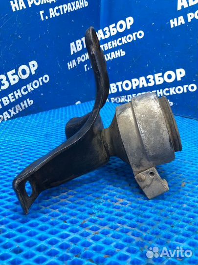 Подушка двигателя Ford Focus 1 седан split port