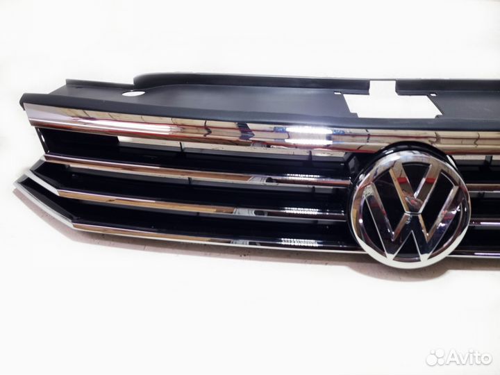 Passat B8 14-20 решетка радиатора Highline