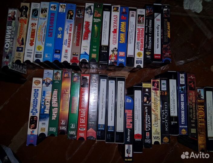 Видеокассеты с фильмами