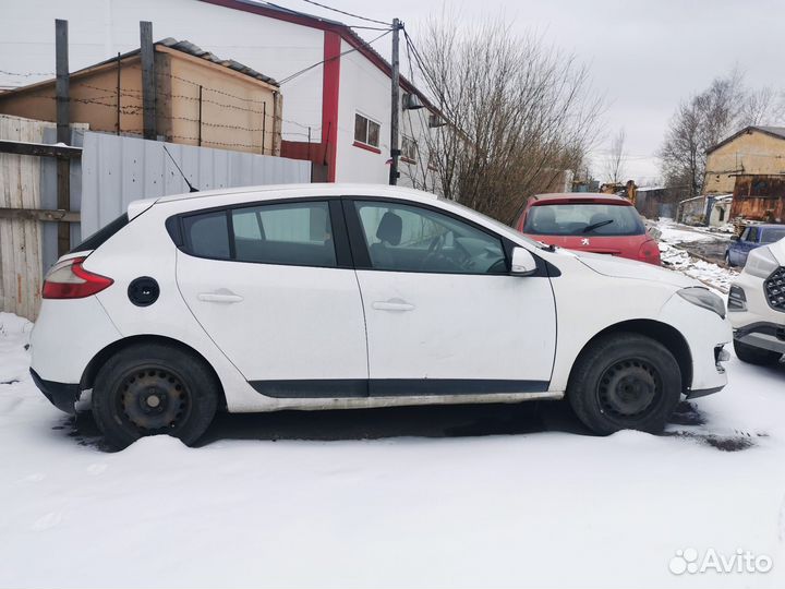 Renault Megane 1.6 CVT, 2014, 250 000 км