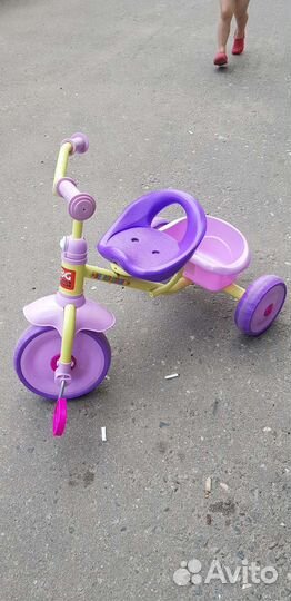 Трехколесный велосипед