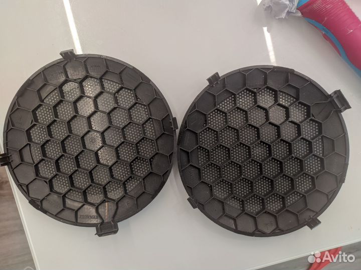 Решетка динамика Renault 8200735014