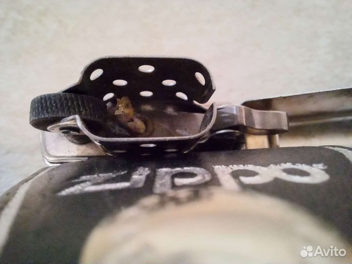 Зажигалка бензиновая zippo
