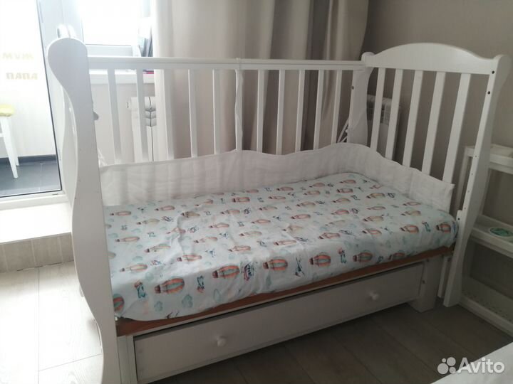 Детская кроватка Лель с универсальным маятником