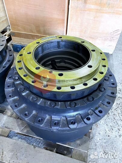 Бортовой редуктор Komatsu PC450-6Z