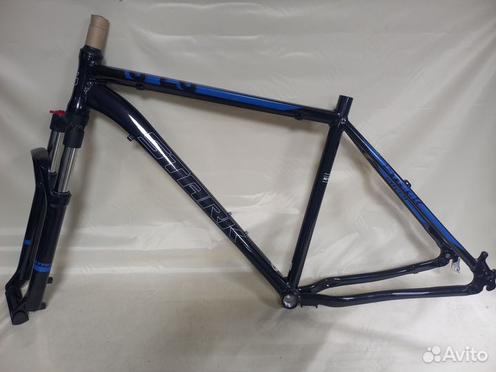 Рама с вилкой Stark Hunter