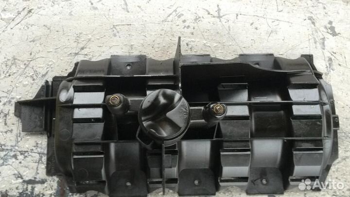 Маслоотражатель Опель Астра Н 55353308