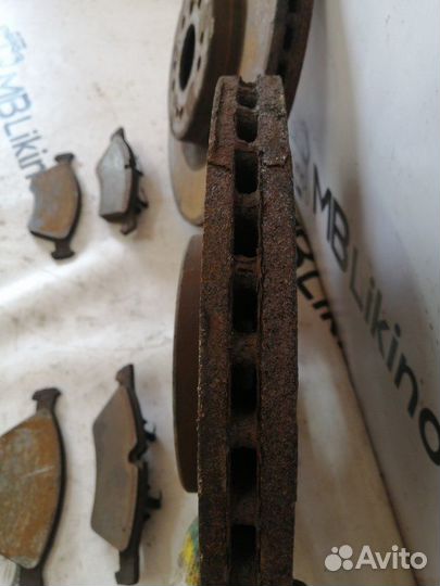 Тормозной диск передний Mercedes Gl X164