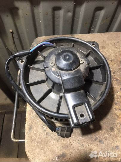 Вентилятор салонный печки от субару легаси 91 год