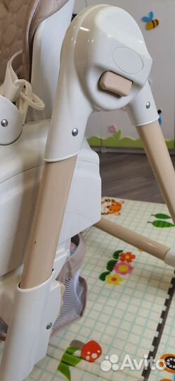 Стульчик для кормления capella