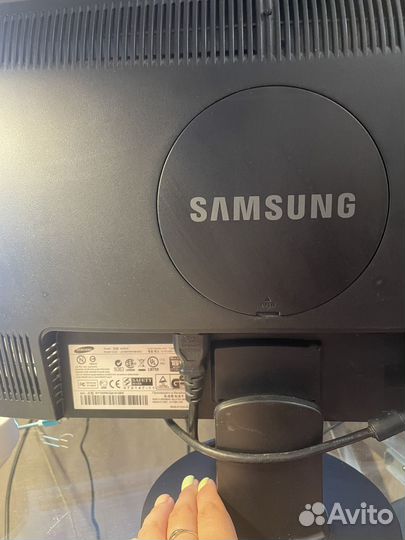 Монитор Samsung 19 дюймов