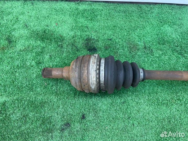 Полуось (привод) передняя правая R Opel Zafira