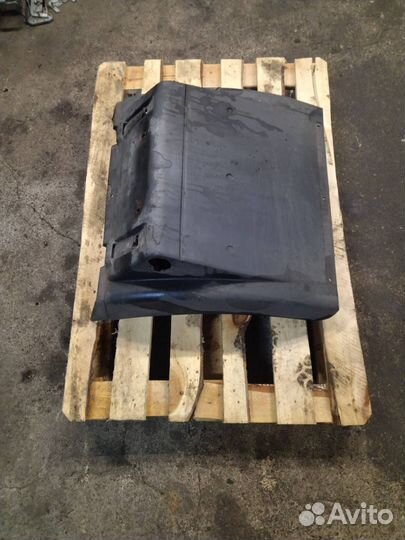 Подкрылок MAN TGX 2008 81664106599