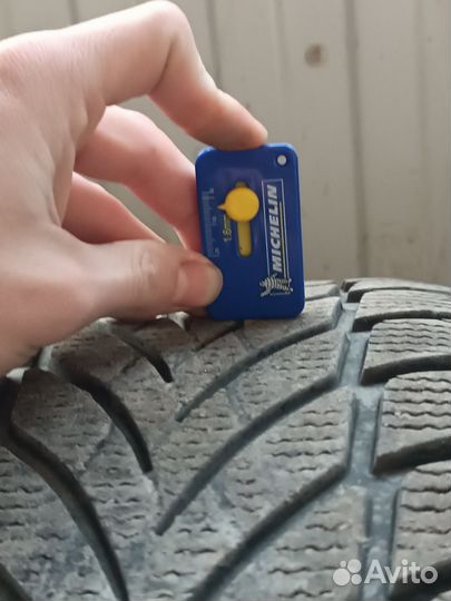 Goodyear UltraGrip Ice 2 235/55 R18 104T