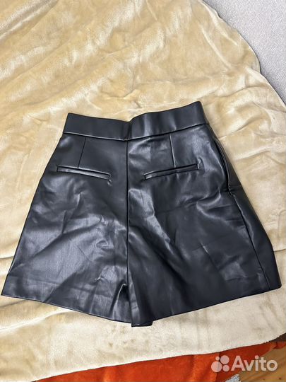 Шорты кожаные Zara
