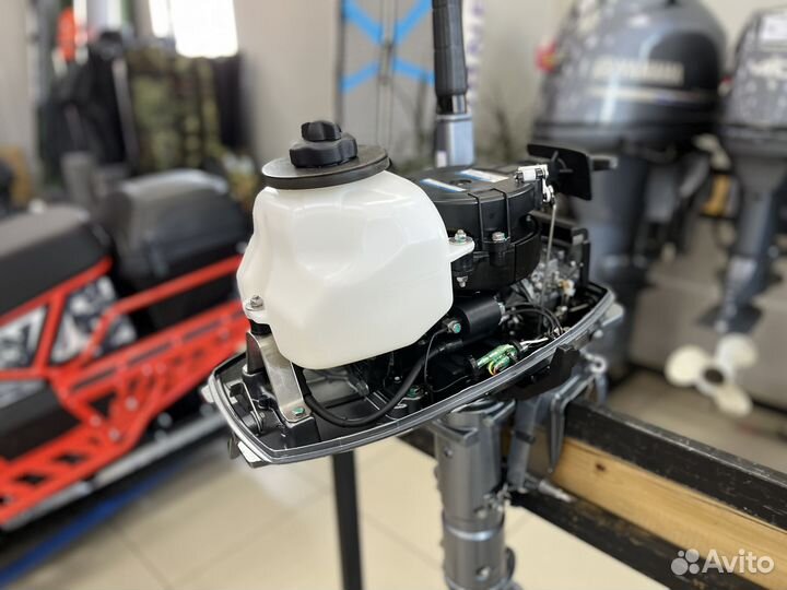 Лодочный мотор Mikatsu 5 лс новый витрина