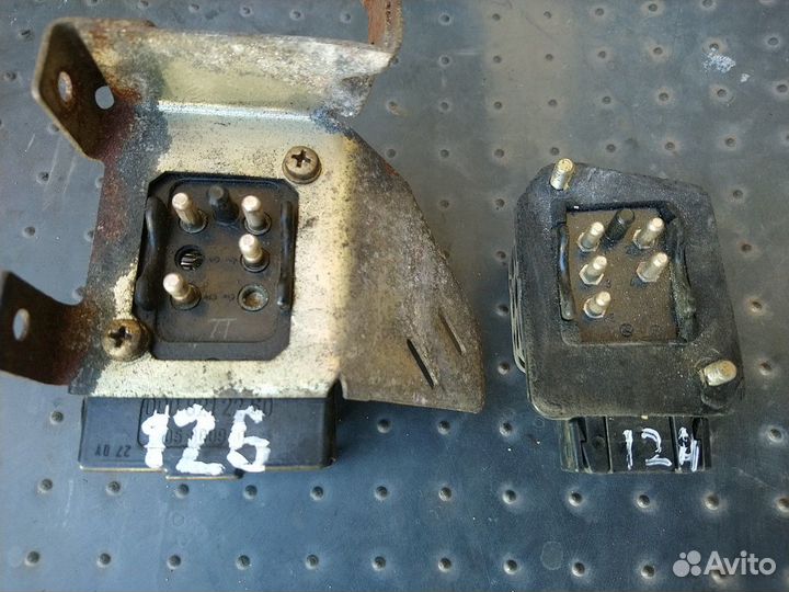 Реостат печки на Мерседес W124.W126