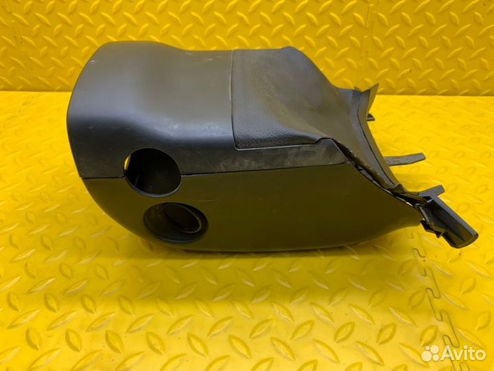 Кожух рулевой колонки Skoda Octavia Scout cjsb 1.8