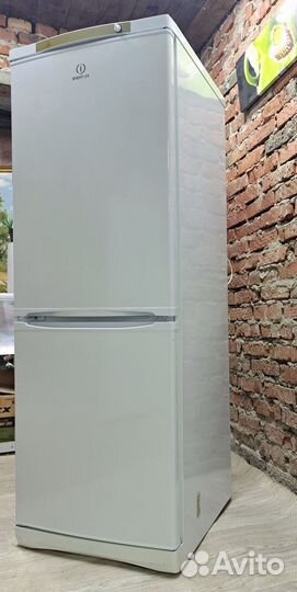 Холодильник indesit 160x60x60см