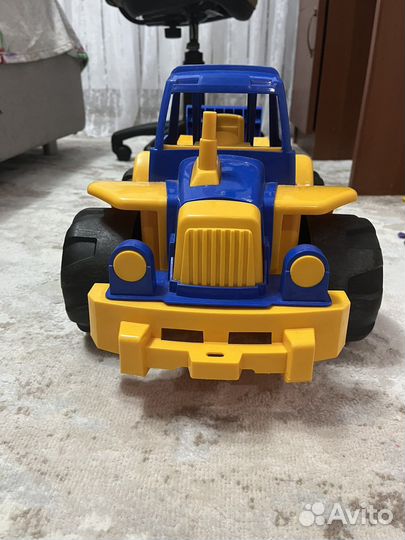 Детский трактор