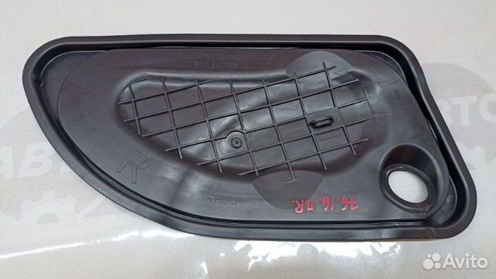 Накладка двери передняя правая Audi A4 B8