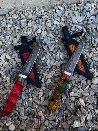 Нож из дамасской стали