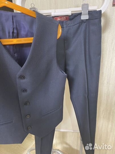 Жилетки и брюки в школу для мальчиков