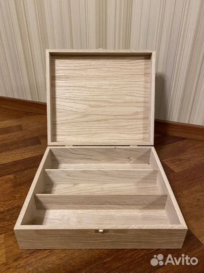 Коробка подарочная деревянная