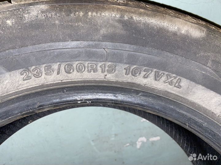 Tri Ace Prada 235/60 R18 107