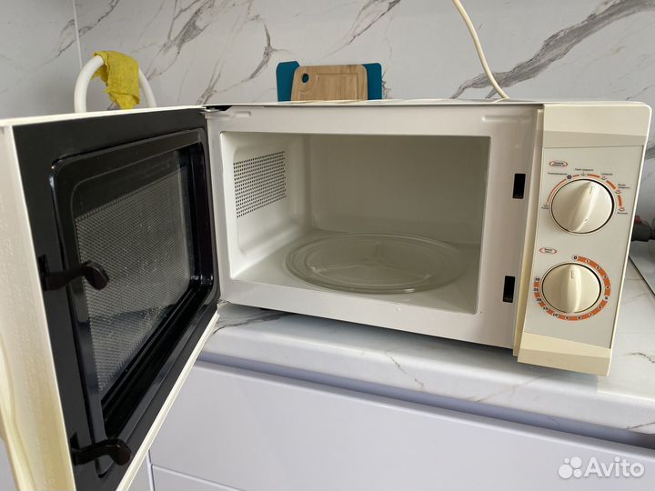 Микроволновая печь Mystery б/у