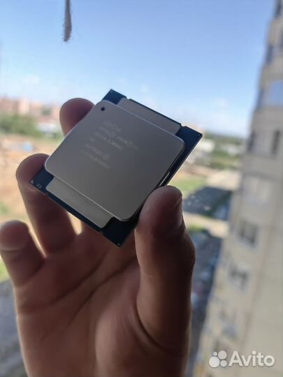 Intel Xeon e5 2670 v3
