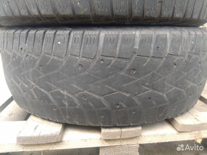 Gislaved NordFrost 100 SUV 225/65 R17 102M