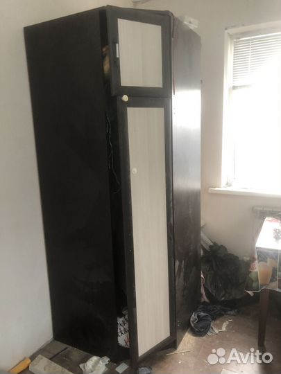 Шифанер угловой б/у